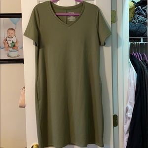 Women’s Green Dress Size Large New